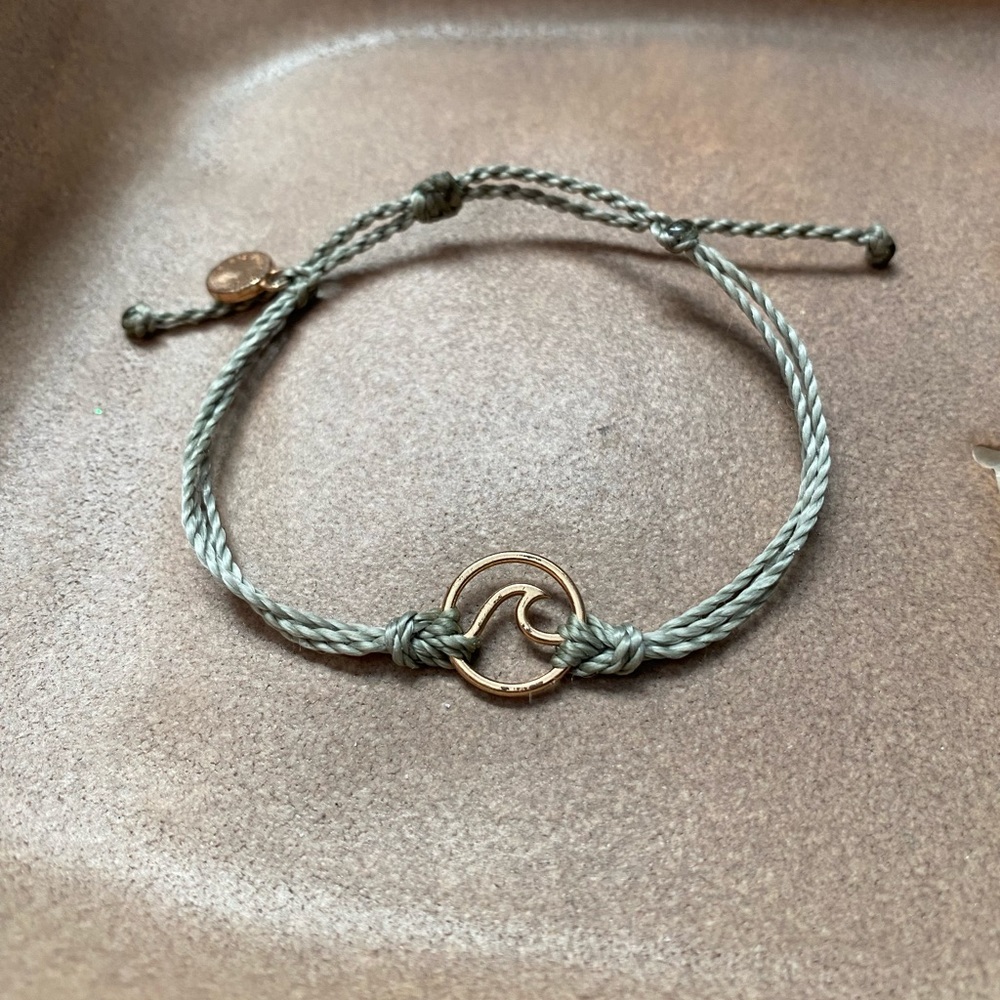 Pura Vida Charity Bracelet